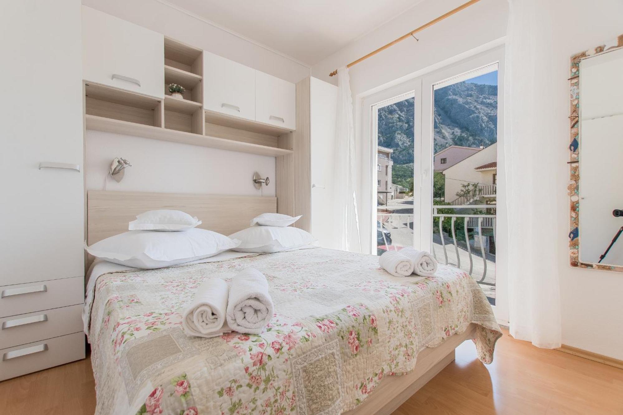 Apartments Senka Макарска Екстериор снимка