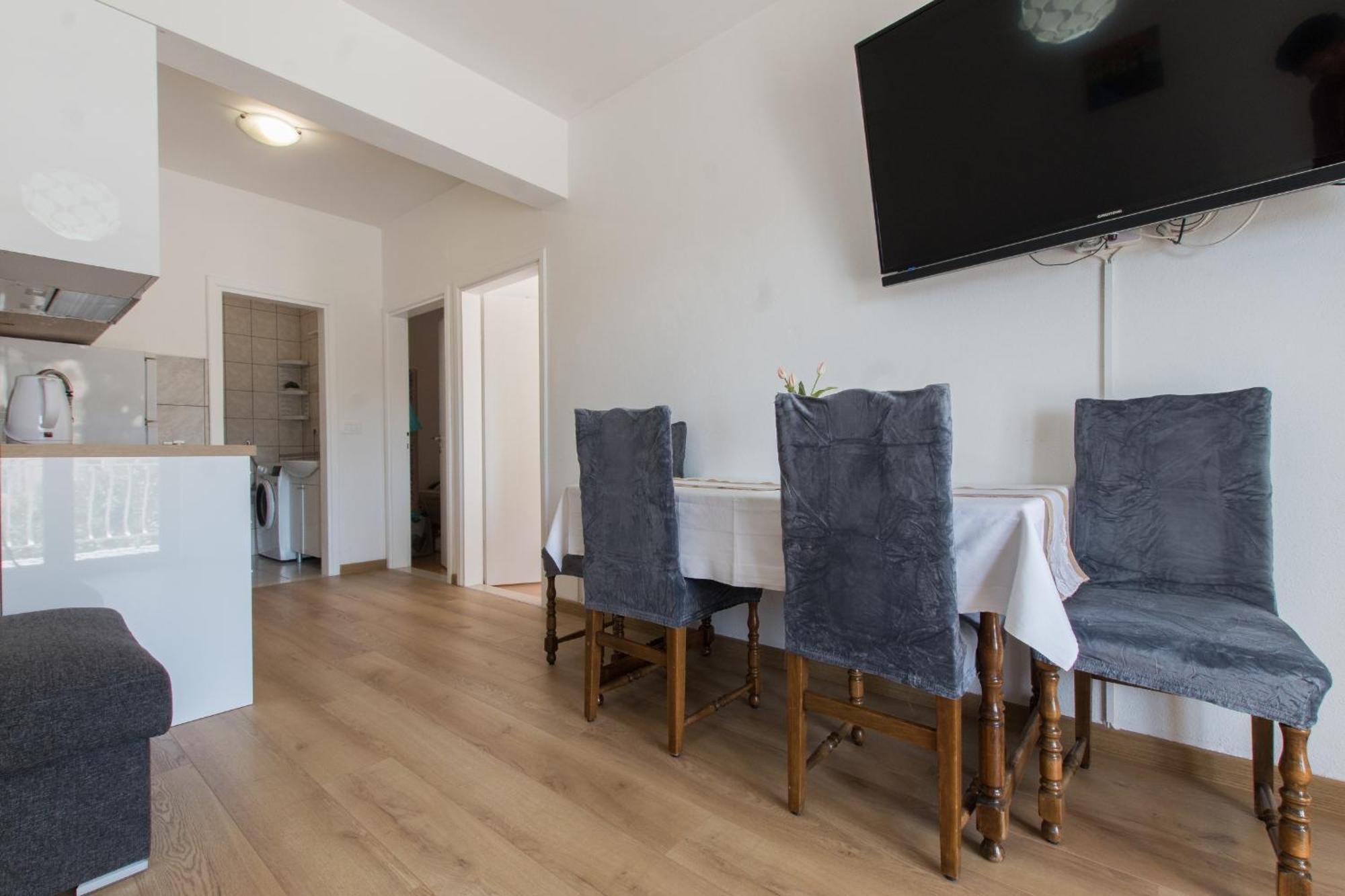 Apartments Senka Макарска Екстериор снимка