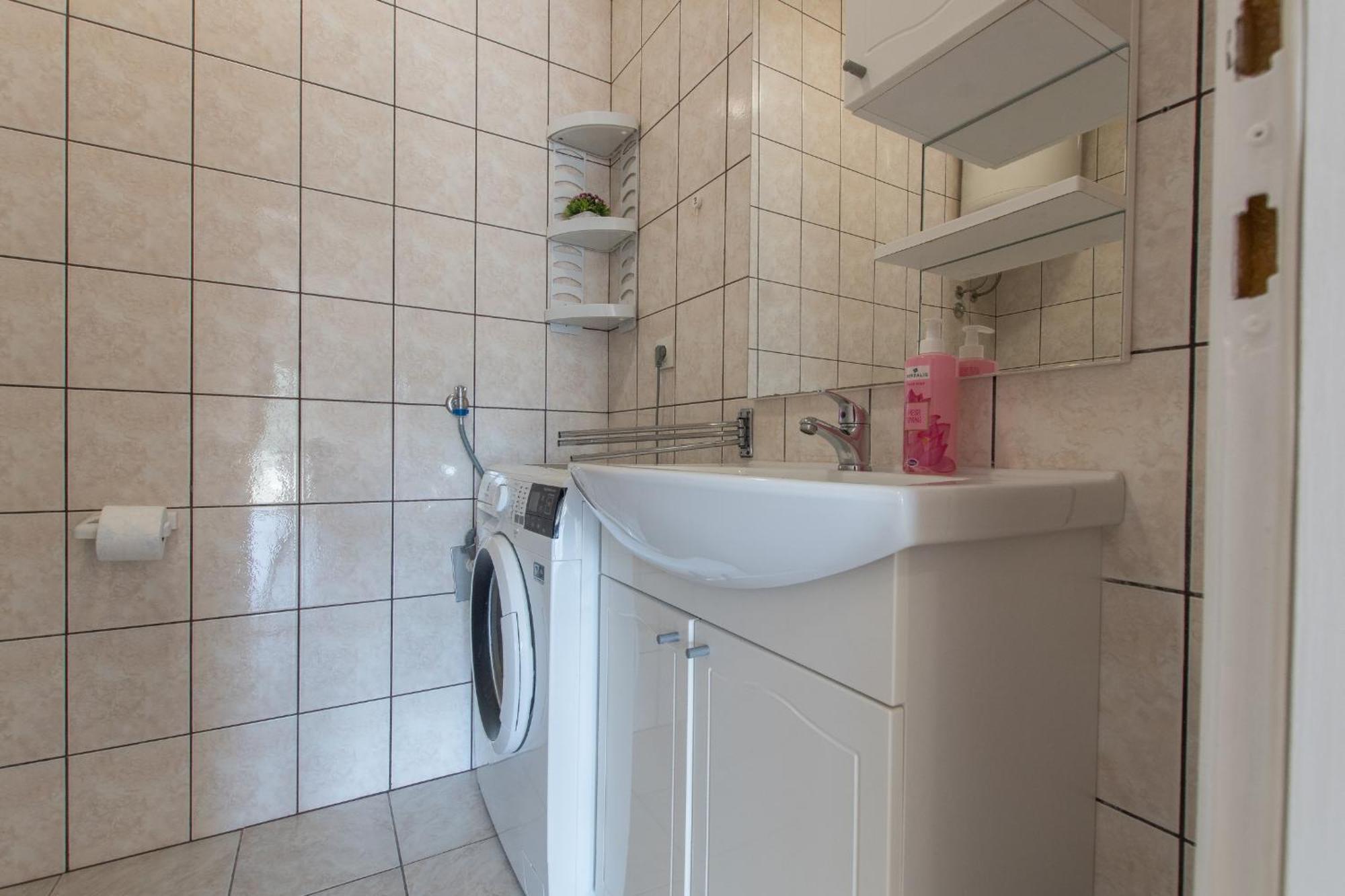 Apartments Senka Макарска Екстериор снимка