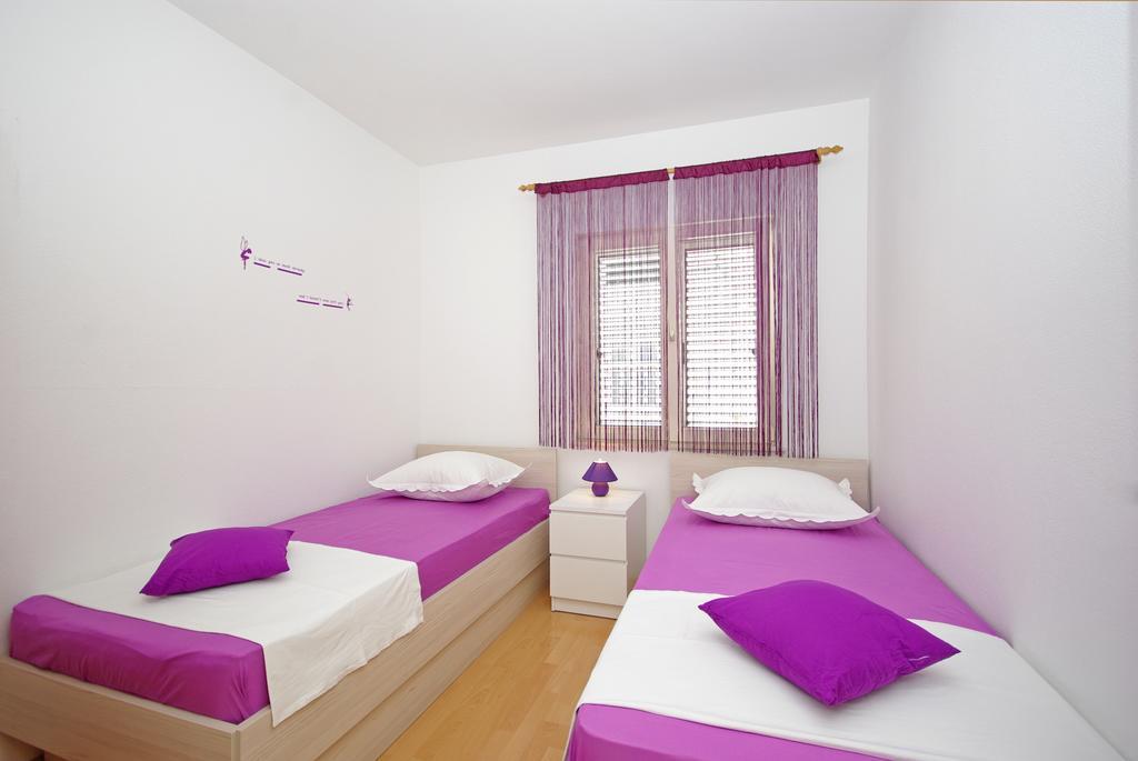 Apartments Senka Макарска Екстериор снимка