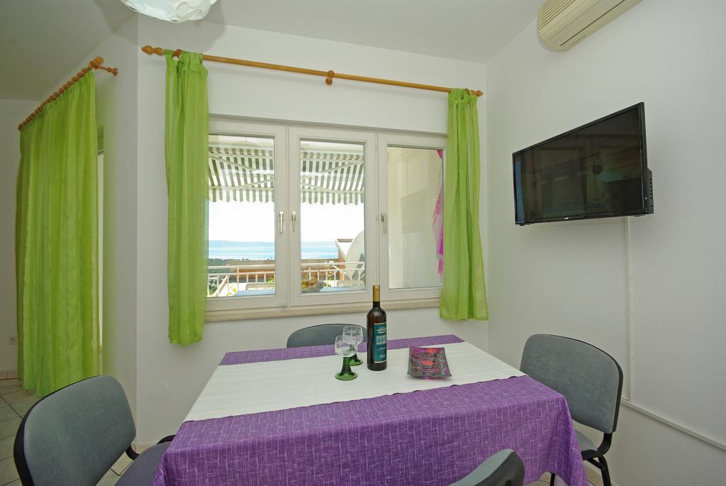 Apartments Senka Макарска Екстериор снимка